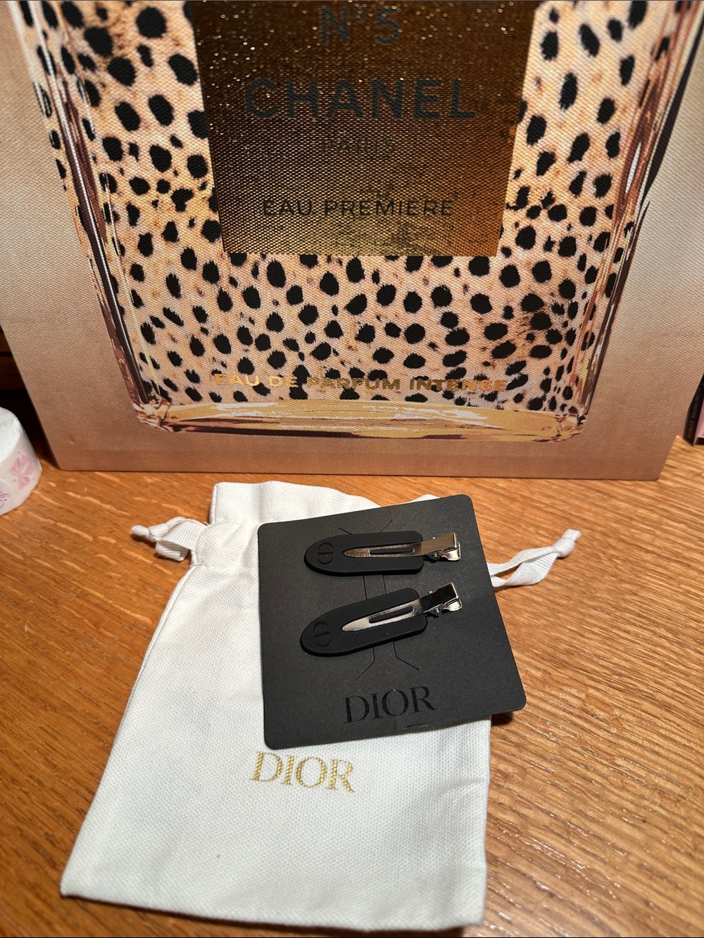 Dior Black Hair Clips with White Drawstring Pouch never used